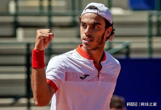 展冰雪运动 展冰雪运动