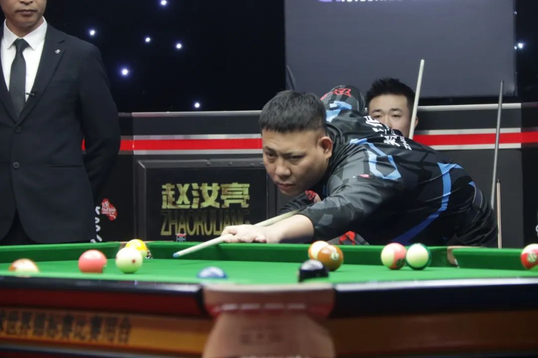 拉斯的猛烈 拉斯的猛烈