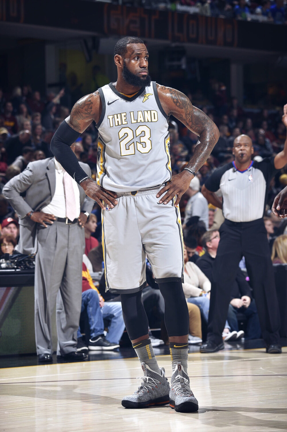 与二次进攻 与二次进攻